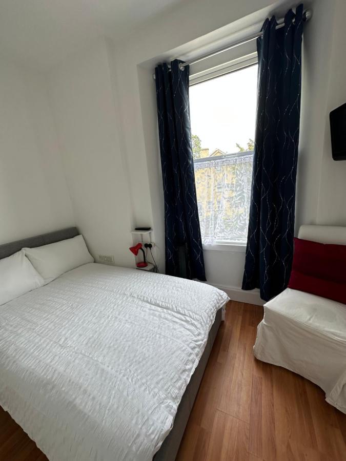 Manor Lodge Guesthouse ケインシャム エクステリア 写真